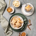 Mini Pastel Frito de Banana com Doce de Leite