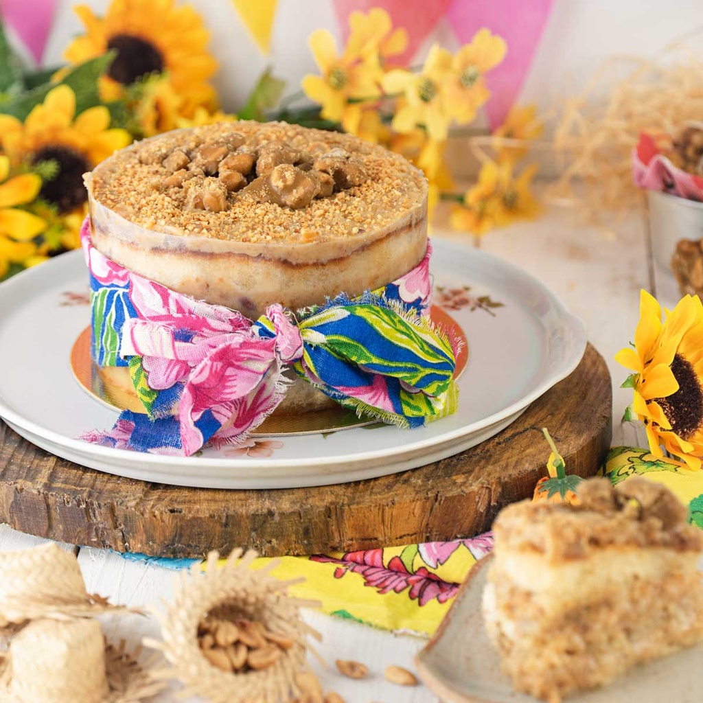 Naked Cake de Pé de Moleque