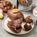 Ovo ao leite crocante com recheio de brigadeiro