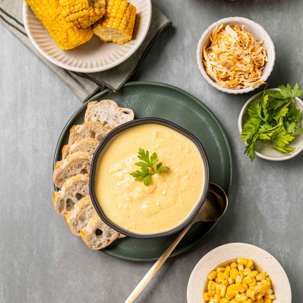 Caldo de Frango com Milho Verde
