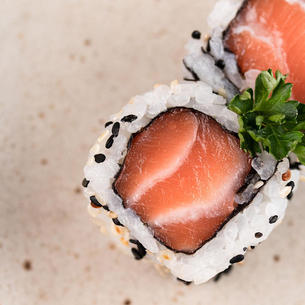 Uramaki de Salmão (8 un.)
