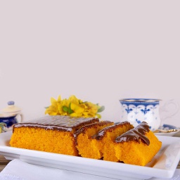 [005201] Bolo de Cenoura com Cobertura de Chocolate