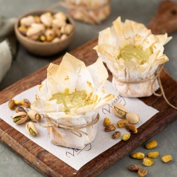 [111623] Mini cheesecake basca com calda de pistache