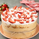 Torta de morango ao merengue