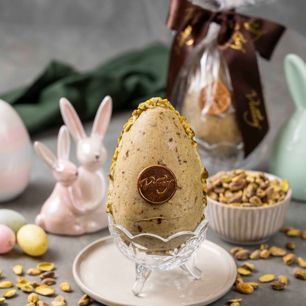 Ovo de pistache com praliné
