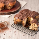 Colomba pascal com gotas de chocolate