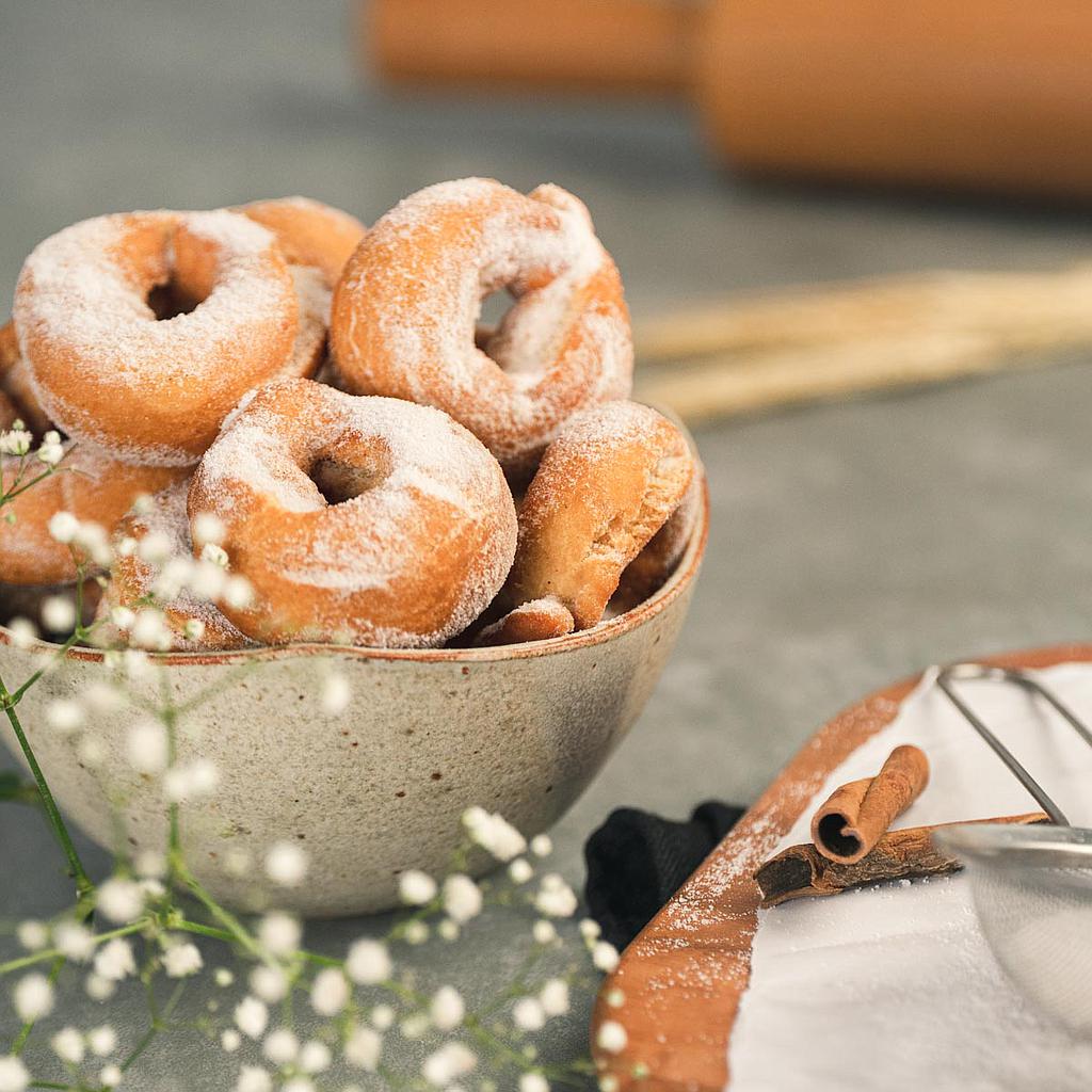 Biscoito Frito de Canela