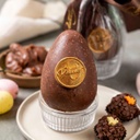 Ovo ao leite crocante com recheio de brigadeiro