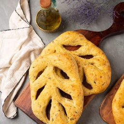 [112764] Fougasse de Queijo Minas e Sal